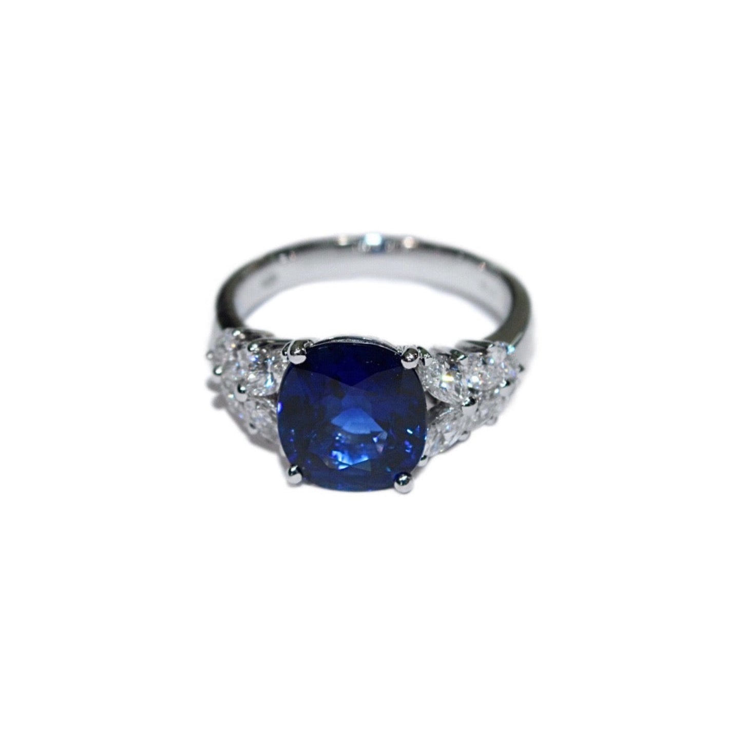 Blauer Traum-Saphir-Diamant-Ring 