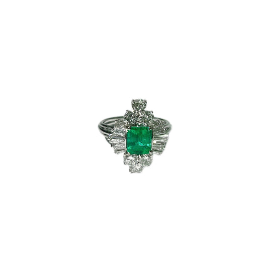 Emerald and VVS Diamond Ring
